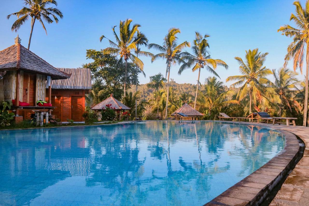 Puri Sunny Camp Villa Munduk  Exterior photo